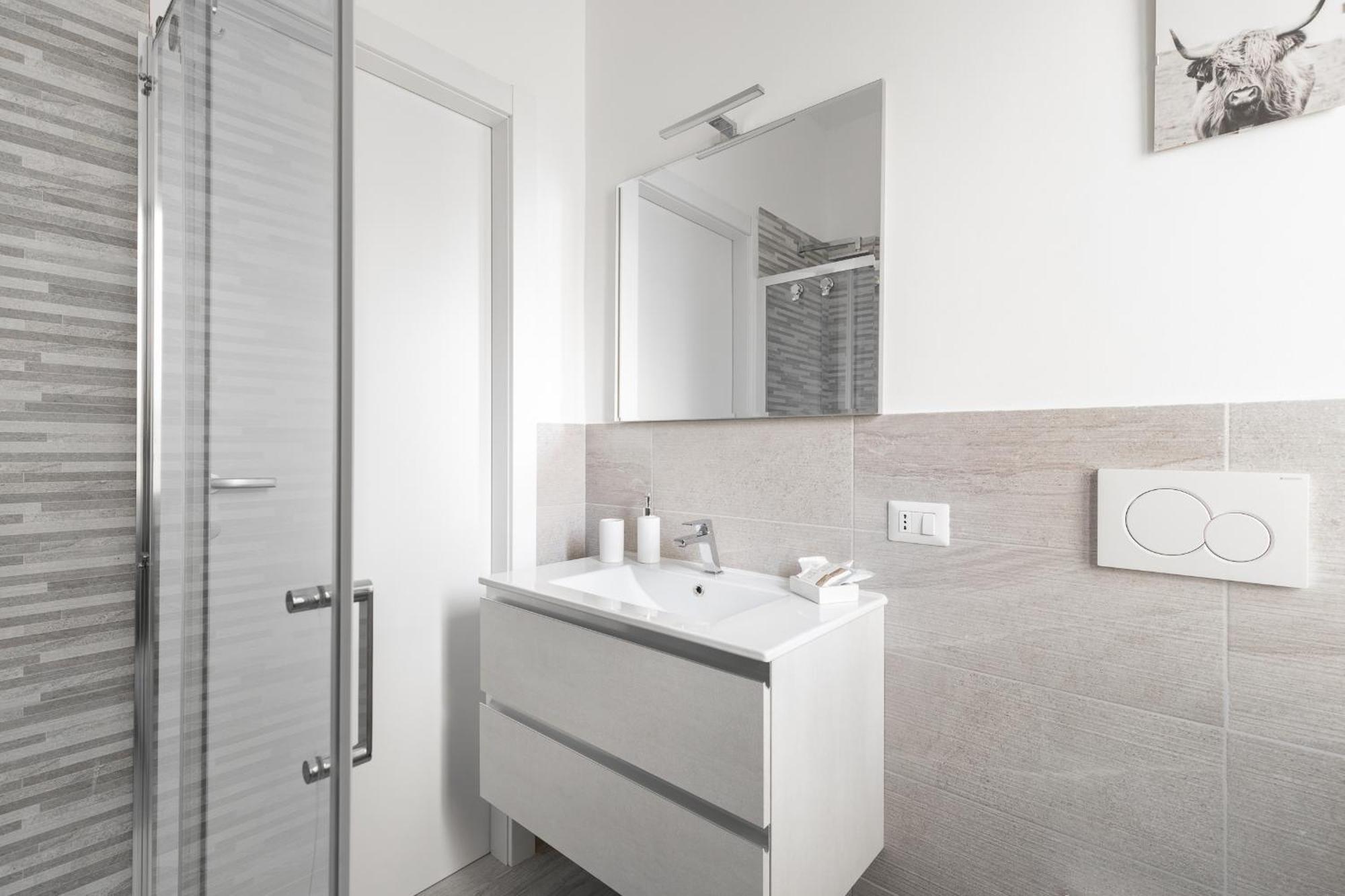 Pieno Centro Di Milano Per Gruppi, Famiglie E Viaggi Di Lavoro Apartment Exterior photo